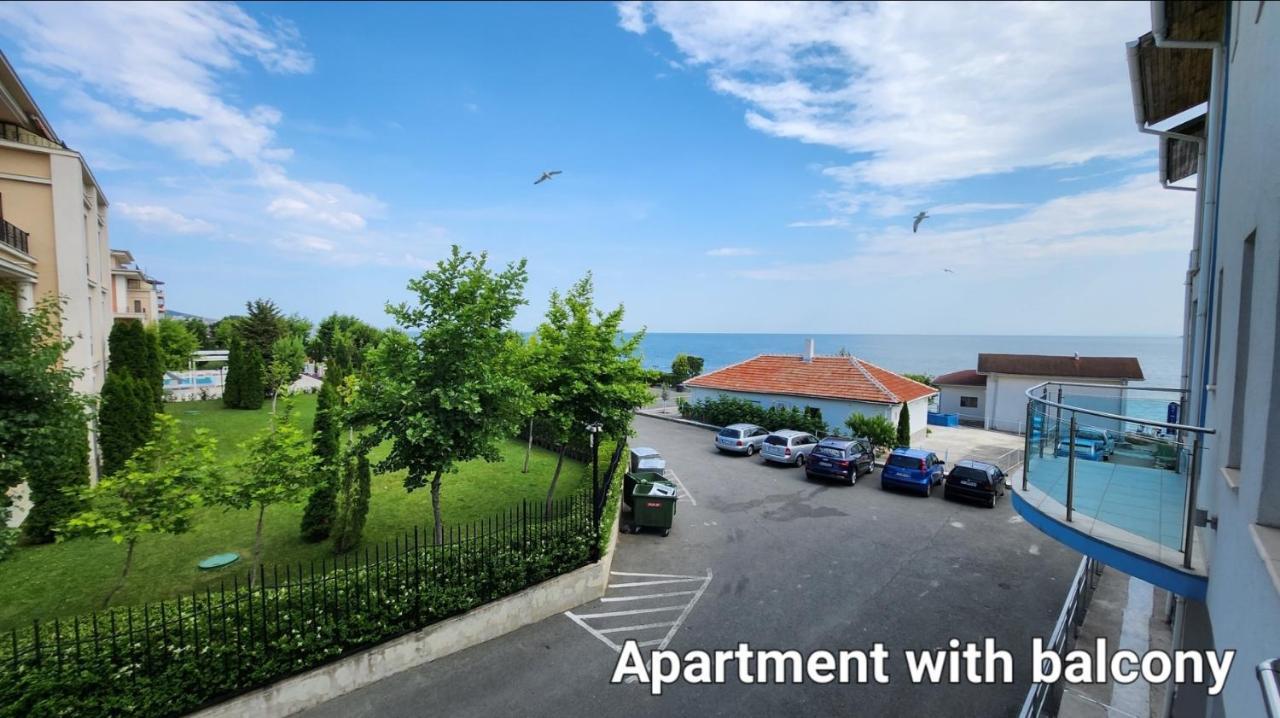 Nushev Hotel Sveti Vlas Esterno foto