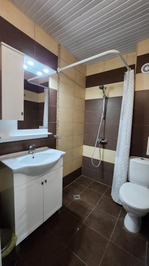 Nushev Hotel Sveti Vlas Esterno foto