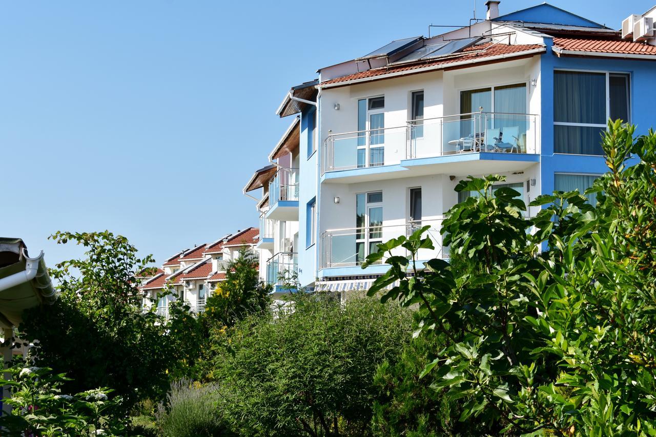 Nushev Hotel Sveti Vlas Esterno foto