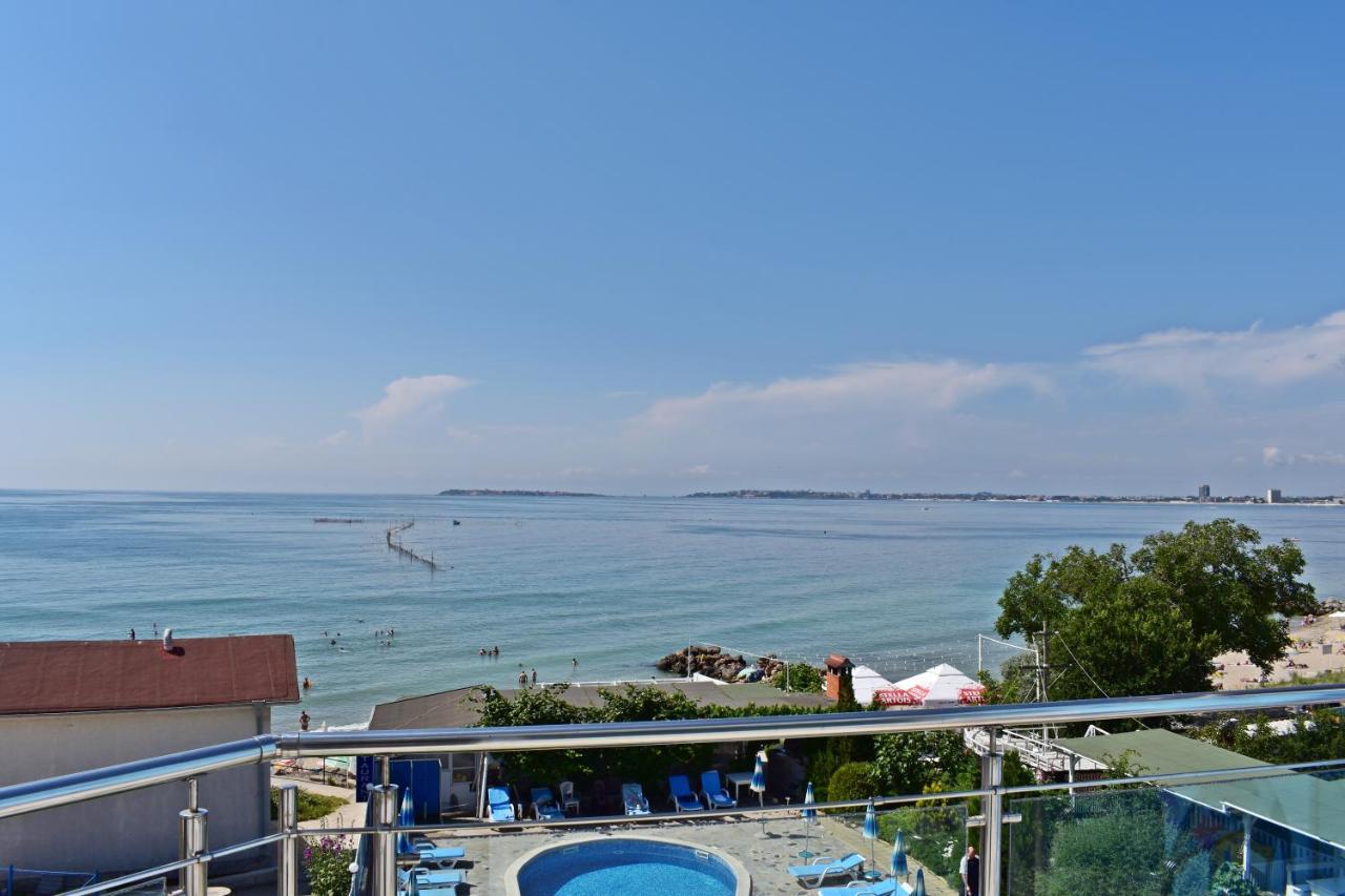 Nushev Hotel Sveti Vlas Esterno foto